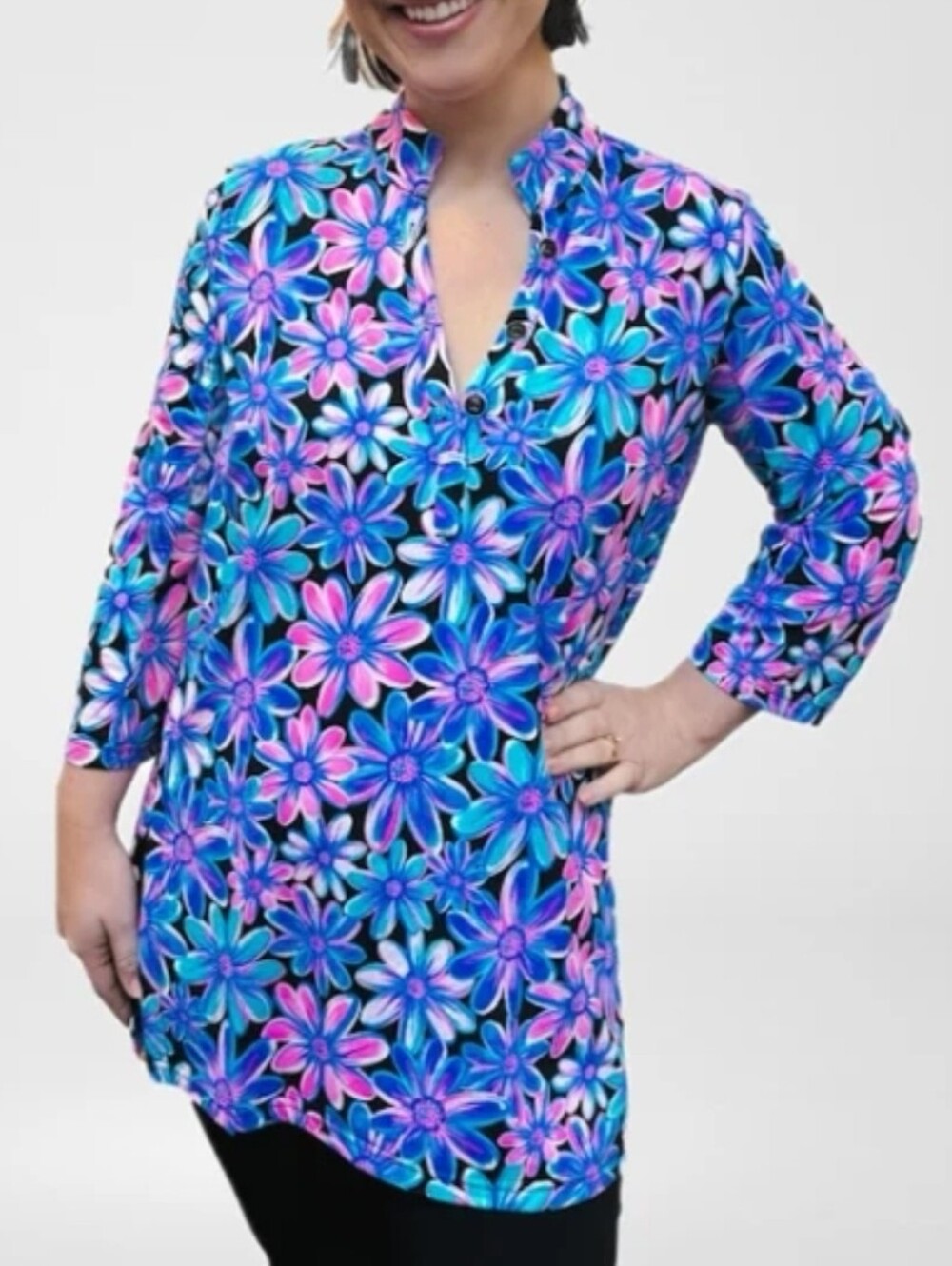 Beachtime by Lulu B Spring Bouquet Button Tunic Size Large
